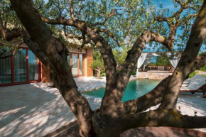 Villa Romance